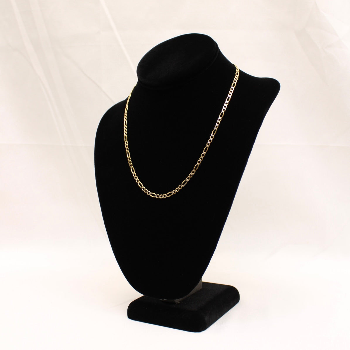 10K Paveh Figaro Chain 24 inch