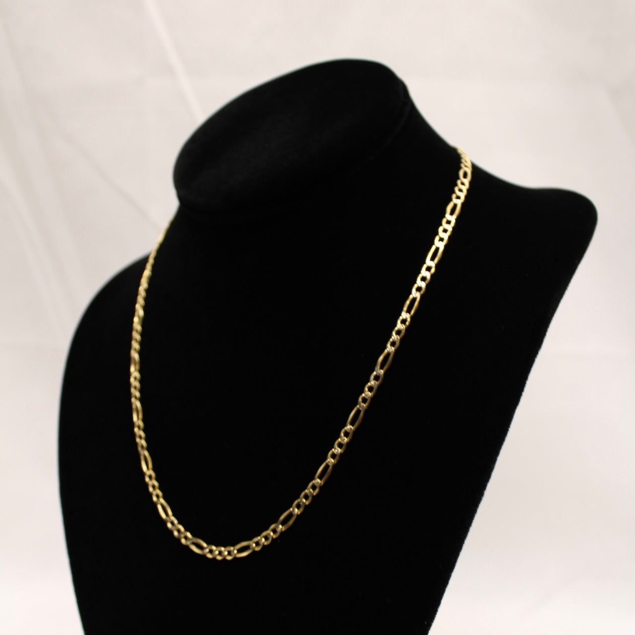 10K Paveh Figaro Chain 24 inch